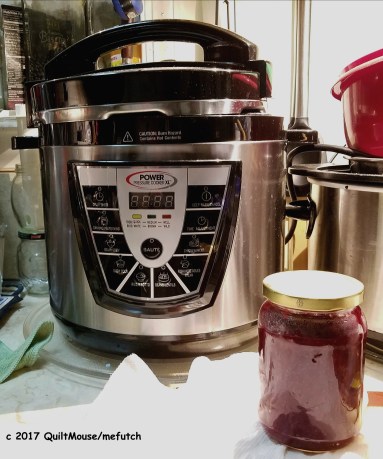 Pressure Pot Cranberry Sauce